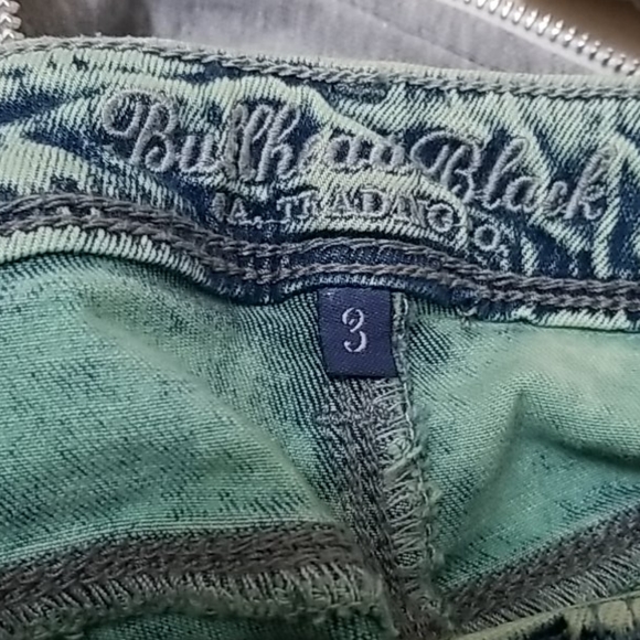 Size 3 Green Denim Jean (Skinny) - Picture 4 of 4